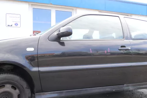 VW Polo 6N 6N2 Tür vorne links Fahrertür 2/3-Türer schwarz LC9Z- ohne Anbauteile