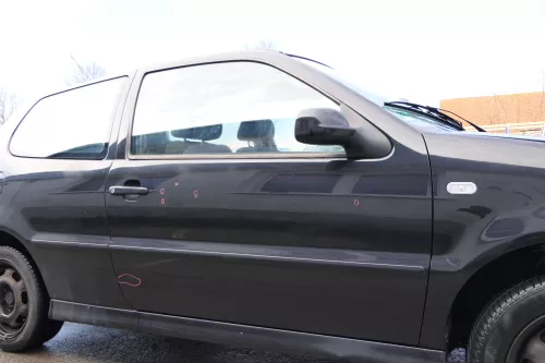 Polo 6N 6N2 Tür vorne rechts Beifahrertür 2/3-Türer schwarz LC9Z ohne Anbauteile