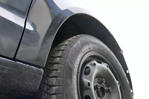 VW Polo 9N3 Kotflügel vorne rechts schwarz LC9Z (173215)