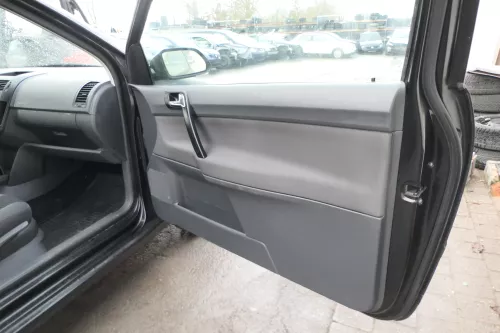 1x VW Polo 9N Türverkleidung Verkleidung Tür vorne rechts 2/3-Türer Beifahrertür (173217)