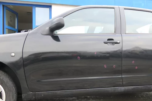 VW Polo Variant Kombi 6Kv oder Caddy 9Kv Tür vorne links schwarz LA9Y ohneAnbaut