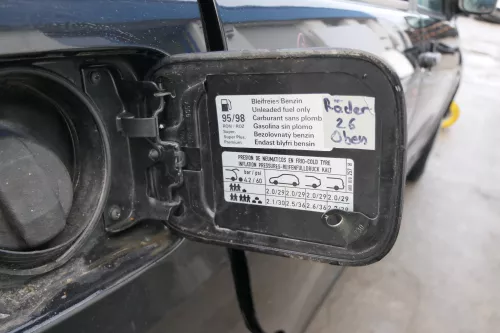 Ibiza 6K Facelfit Tankdeckel Deckel Tank Tankverschluß schwarz LA9Y 6K6809905A (173271)