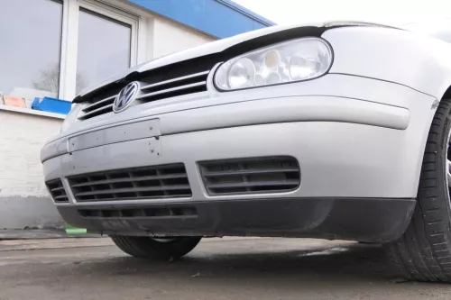 VW Golf 4 1J Stoßstange vorne Stoßfänger vorn grau silber LB7Z Frontstoßstange (173284)