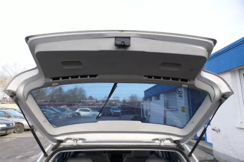 VW Golf 4 Limousine Heckklappe Kofferraumklappe Klappe hinten silber LB7Z ohnAnb (173288)