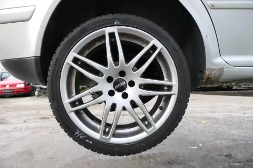 4x Golf 4 Bora Alufelgen Felgen 225/40 ZR18 Sommerreifen Reifen KBA 46571 4-7mm (173314)