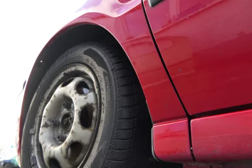 VW Polo 6N2 Kotflügel vorne links rot LP3G (bis unterm Schweller) (173363)