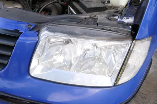 VW Polo 6N2 Scheinwerfer vorne links Fahrerseite 6N1941017AA + Blinker (173380)