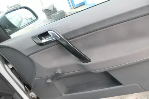 1x VW Polo 9N Türverkleidung Verkleidung Tür vorne rechts 2/3-Türer Beifahrertür (173447)