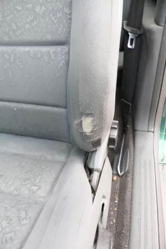 Q744 A3 8L Sitz vorne links Fahrersitz 2/3-Türer vorn  Airbag (173643)