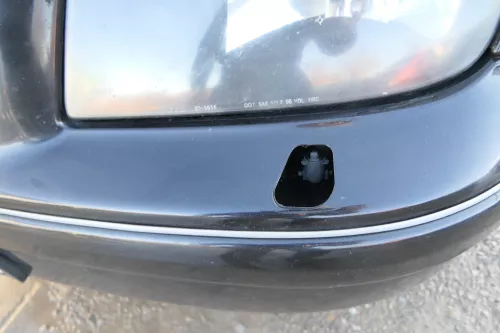 VW Bora Stoßstange vorne Frontstoßstange Stoßfänger vorn schwarz LC9Z SWR (173820)