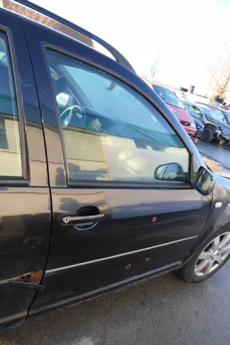 Golf 4 Bora Tür vorne rechts Beifahrertür 4/5-Türer Kombi Variant schwarz LC9Z (173822)