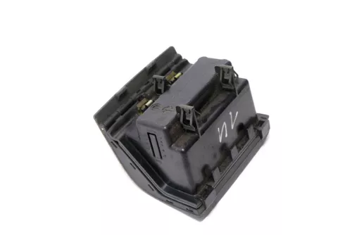 Skoda Octavia 1U Becherhalter in Mitteltunnel Mittelkonsole Getränkehalter (173894)