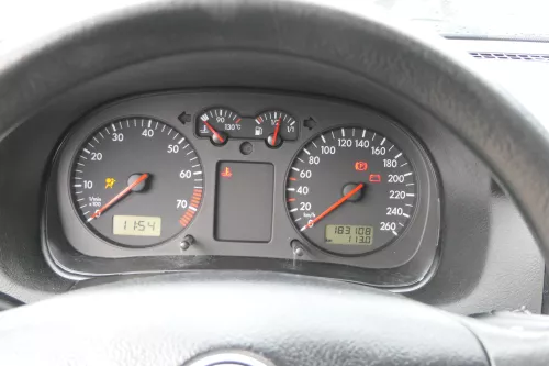 VW Golf 4 Bora Tacho Tachometer Kombiinstrument 1J0919860D 183.000km (173946)