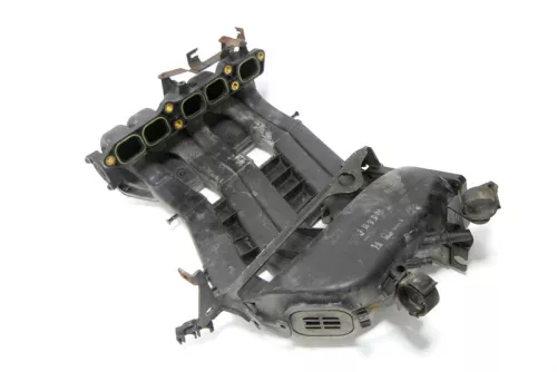 VW Golf 4 Passat Ansaugbrücke Ansaugkrümmer 2,3 V5 AGZ 110KW 150PS 071133203D (174165)