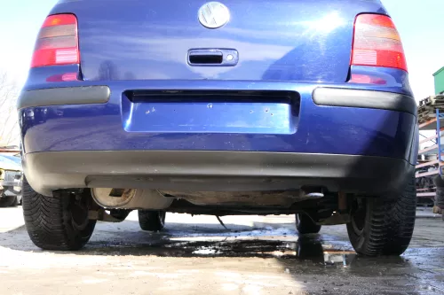 VW Golf 4 Limousine Stoßstange hinten Heckstoßstange Stoßfänger blau LB5N (174405)