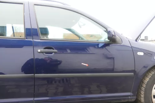 VW Golf 4 Bora Tür vorne rechts Beifahrertür 4/5-Türer+ Kombi Avant blau LB5N in