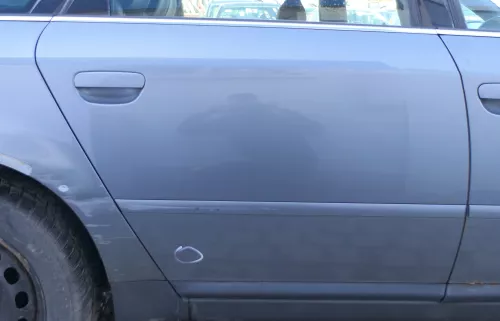 Audi A6 4B C5 Tür Türblatt hinten rechts grau LY7L