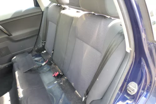 VW Polo 9N 9N3 Sitz Rückbank Sitzfläche Sitze 3 Punkt Gurt hinten für Kopfstütze