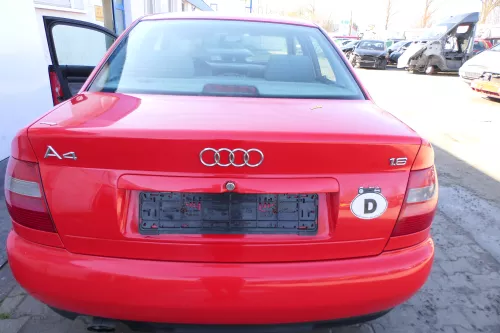 Audi A4 B5 Heckklappe hinten Klappe Kofferraumklappe Limousine rot LY3H bis1999 (174782)
