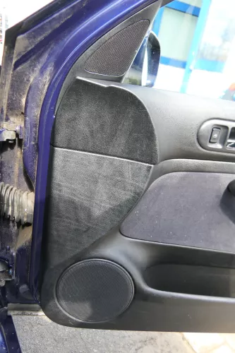 1x Golf 4 Bora Türverkleidung Verkleidung Tür vorne rechts 4/5-Türer Griff schwa (174820)