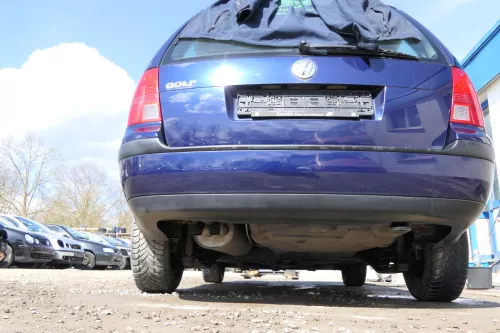 VW Golf 4 Kombi Avant Stoßstange hinten Heckstoßstange Stoßfänger blau LB5N (174833)