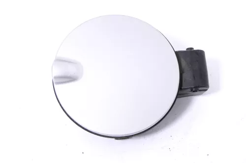 Skoda Fabia 5J Limousine Tankdeckel Deckel Tank Tankverschluß silber LA7W