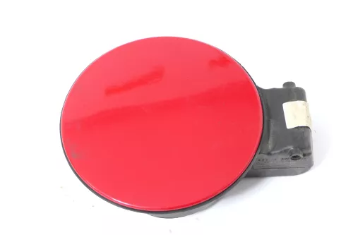 VW Golf 4 Limousine Tankdeckel Deckel Tank Tankverschluß rot LY3D