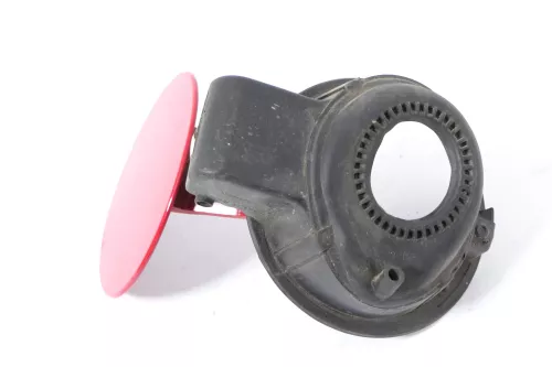 VW Golf 4 Limousine Tankdeckel Deckel Tank Tankverschluß rot LY3D (174904)