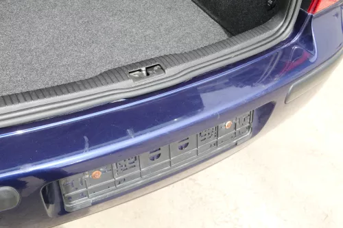 VW Golf 4 Limousine Stoßstange hinten Heckstoßstange Stoßfänger blau LB5N (175011)