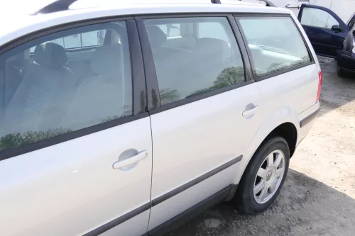 Passat 3B 3BG 3B6 Kombi Variant Tür hinten links silber grau LB7Z (175099)