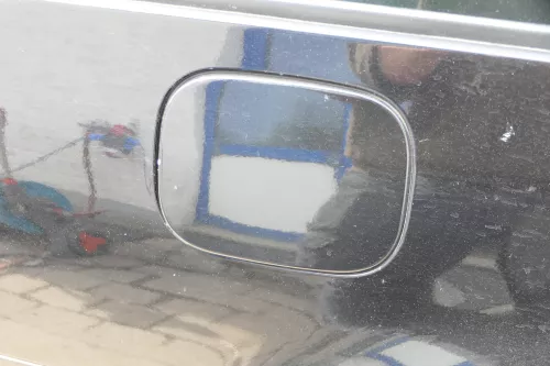 VW Golf 4 Variant Kombi Tankdeckel Deckel Tank Tankverschluß schwarz L041