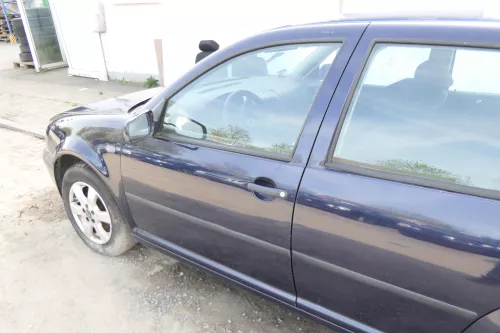 VW Golf 4 Bora Tür vorne links Fahrertür 4/5-Türer+ Kombi Avant blau LC5H (175240)