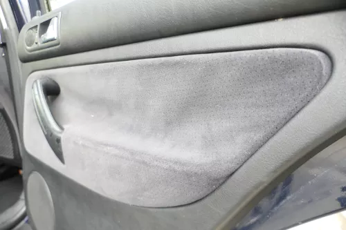 1x VW Golf 4 1J Limousine Türverkleidung Verkleidung Tür hinten rechts schwarz (175252)