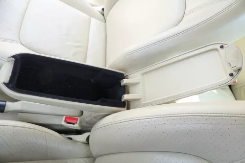 VW New Beetle 9C Mittelarmlehne Armlehne original mitte creme beige Leder besch (175388)