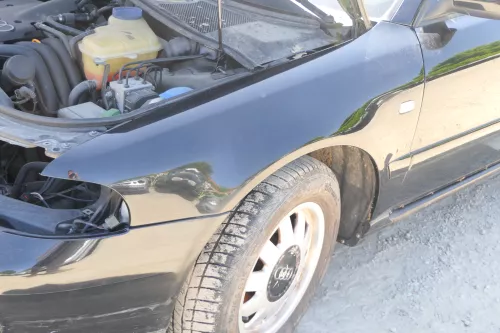 Audi A4 B5 (ab ca Ende1999 Facelift) Kotflügel vorne links schwarz LZ9W (175437)