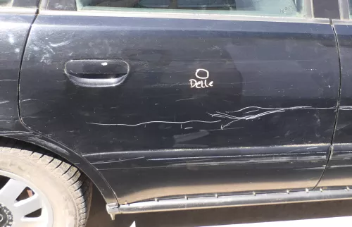 Audi A4 B5 Tür nur Türblatt hinten rechts schwarz LY9B - Facelift