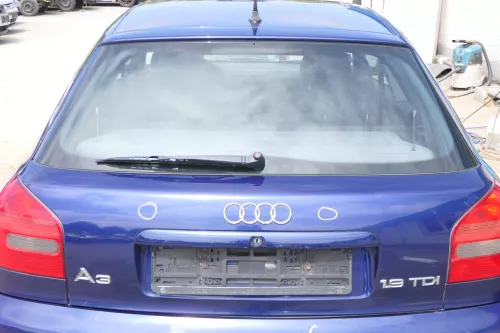 A3 8L bis cBj. ca1999 Heckklappe Kofferraumklappe Klappe hinten blau LZ5K Scheib