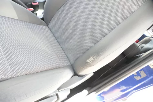 VW Fox Sitz Fahrersitz vorne links OHNEAirbag höhenverstellbar  v (175511)