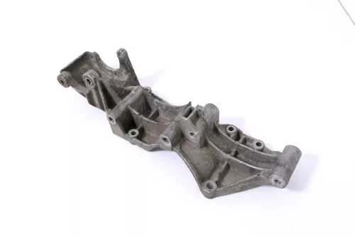 VW Golf Sharan Halter Konsole Lichtmaschine Träger 021260089F (175533)