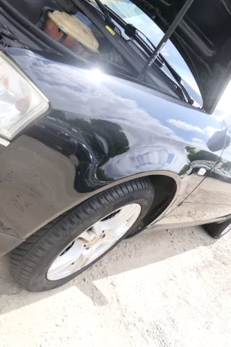 Audi A6 4B Kotflügel vorne links  schwarz LN4J (bis ca.Mitte 2001passend (175622)