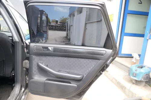 4x A6 4B Türverkleidung Verkleidung Tür vorne hinte links rechts (175640)