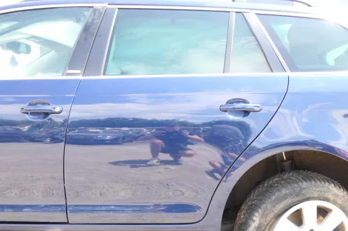 VW Golf 5 1K5 + Golf 6 AJ5 nur Kombi / Variant Tür hinten links blau LP5W -ohne