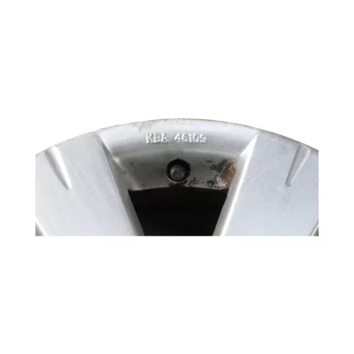 1x VW Caddy 2K Alufelge Felge 2K1071495 666 KBA 46109 6,5x15H2 ET50 5x112    HL (175700)