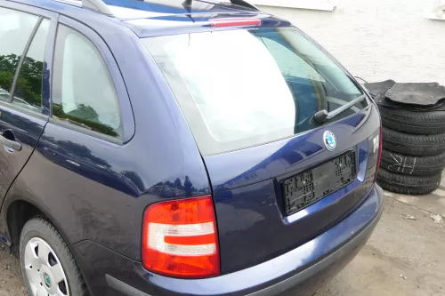 Skoda Fabia 6Y Combi Kombi Heckklappe Kofferraumklappe Klappe blau LF5U - DELLE! (175737)