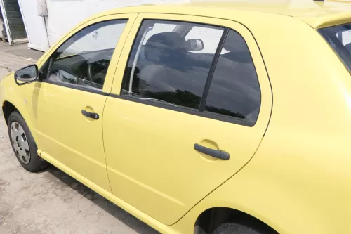 Skoda Fabia 6Y Limousine Schrägheck Tür hinten links gelb LF1R (175768)