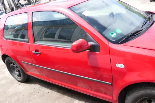 VW Golf 4 Tür vorne rechts Beifahrertür 2/3-Türer rot LY3D - ohneAnbauteile (175794)