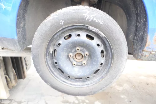 4x Polo 6R 9N Ibiza Felgen 185/60 R14 H Winterreifen M+S 6jx14 ET38 Reifen 5-7mm (175914)