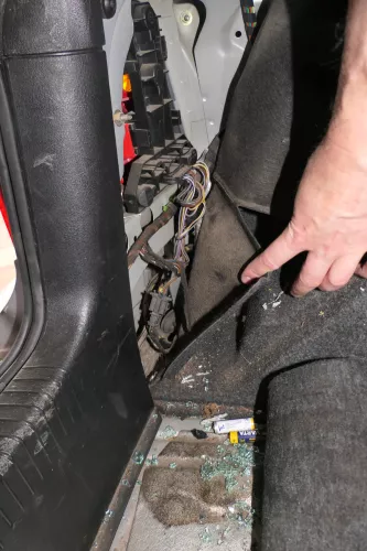 VW Golf 4 Limousine feste starre Anhängerkupplung mit Kabelbaum komplett (175964)