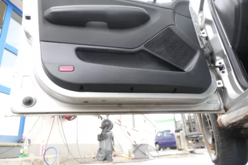 1 x Fabia 6Y Türverkleidung Verkleidung Tür vorn vorne links schwarz anthrazit (176026)