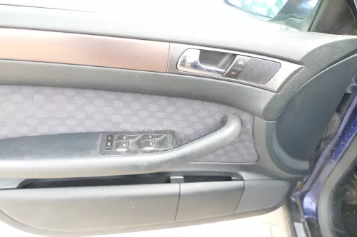 4x A6 4B Türverkleidung Verkleidung Tür vorne hinte links rechts (176056)